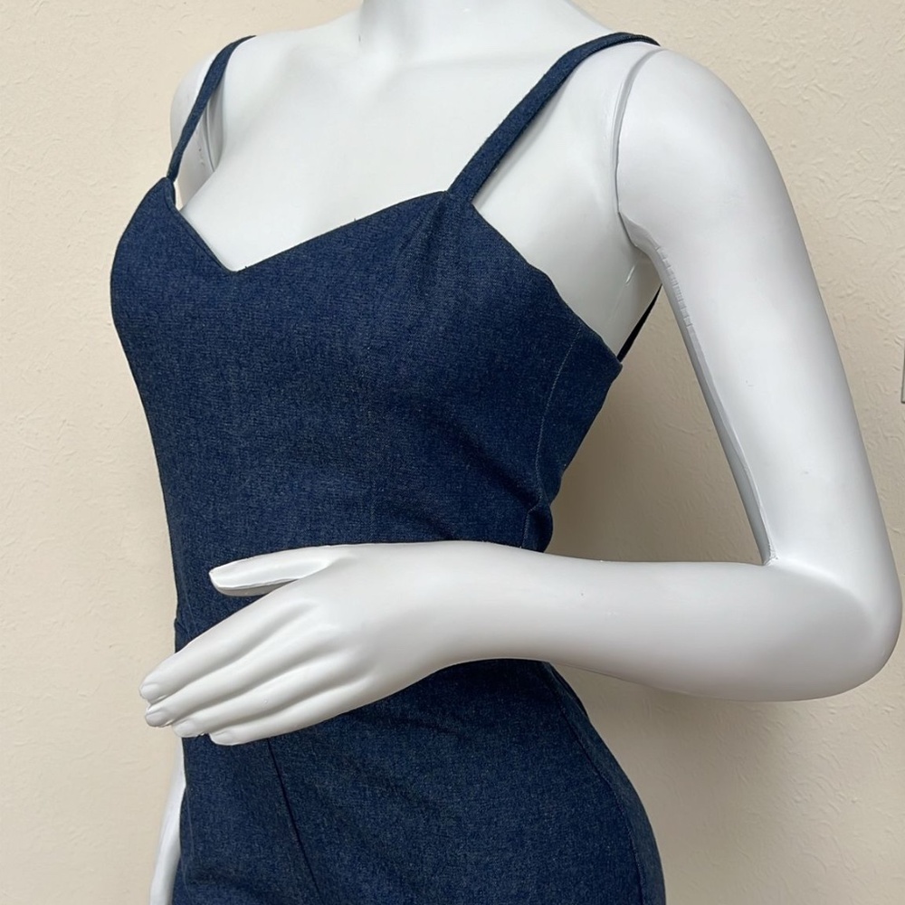 sleeveless jumper